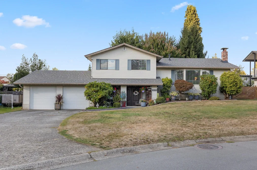House for sale at 8365 Aster Terrace Mission British Columbia - MLS: R3169565