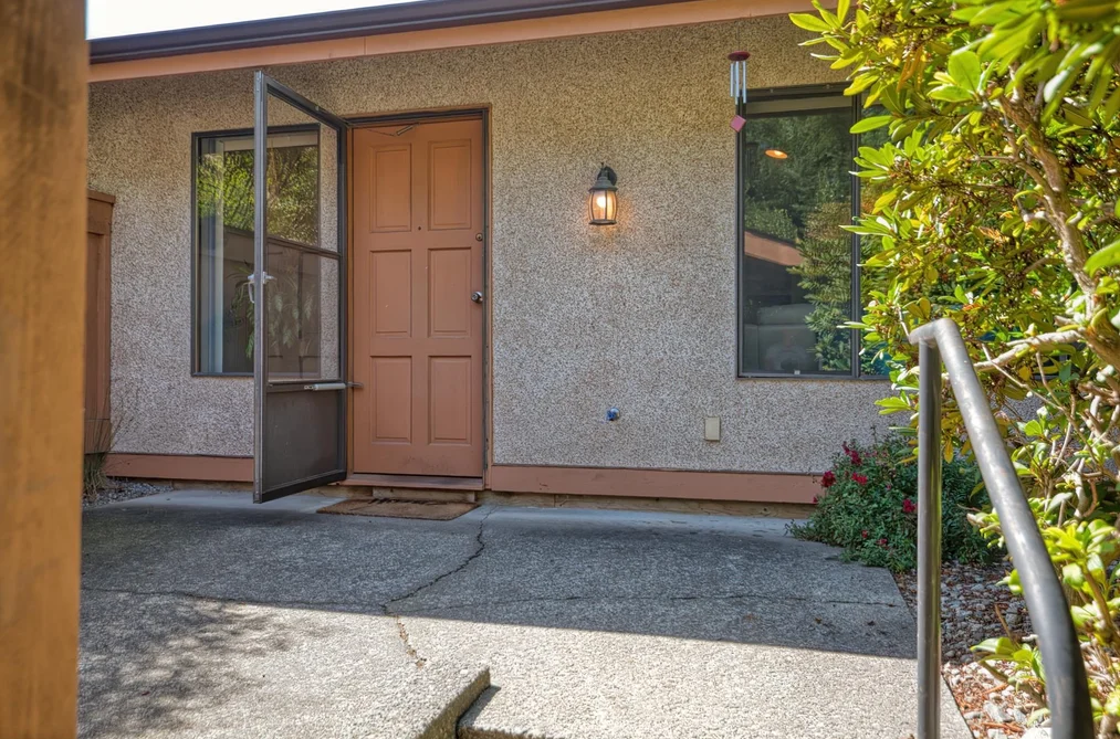 837 North Road, Gibsons, BC - Townhouse for Sale - Photo 18 of 24