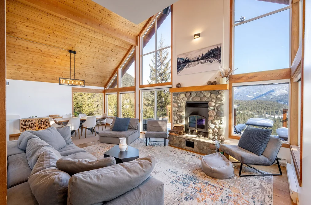 8373 MOUNTAIN VIEW DRIVE, Whistler BC V8E 0G3, Whistler BC — Residential for Sale - Photo 2