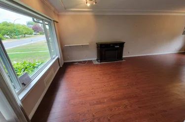 8374 11th Ave, Burnaby, BC - MLS: R3144122