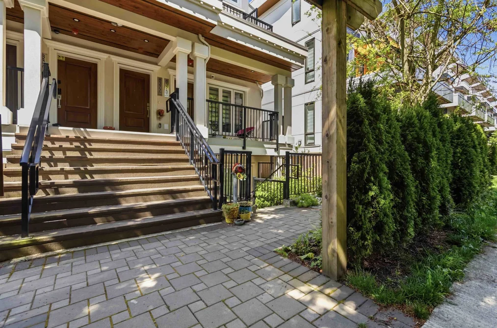 8375 FRENCH STREET, Vancouver BC V6P 4W3, Vancouver BC — Residential for Sale - Photo 2