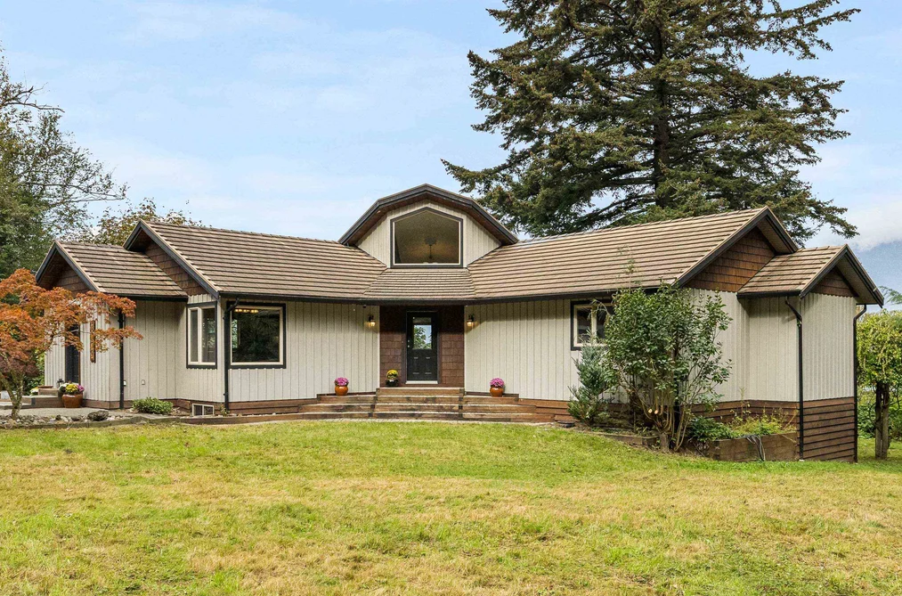 8379 CHELMSFORD PLACE, Chilliwack BC V2R 3X2, Chilliwack BC — Residential for Sale - Photo 2