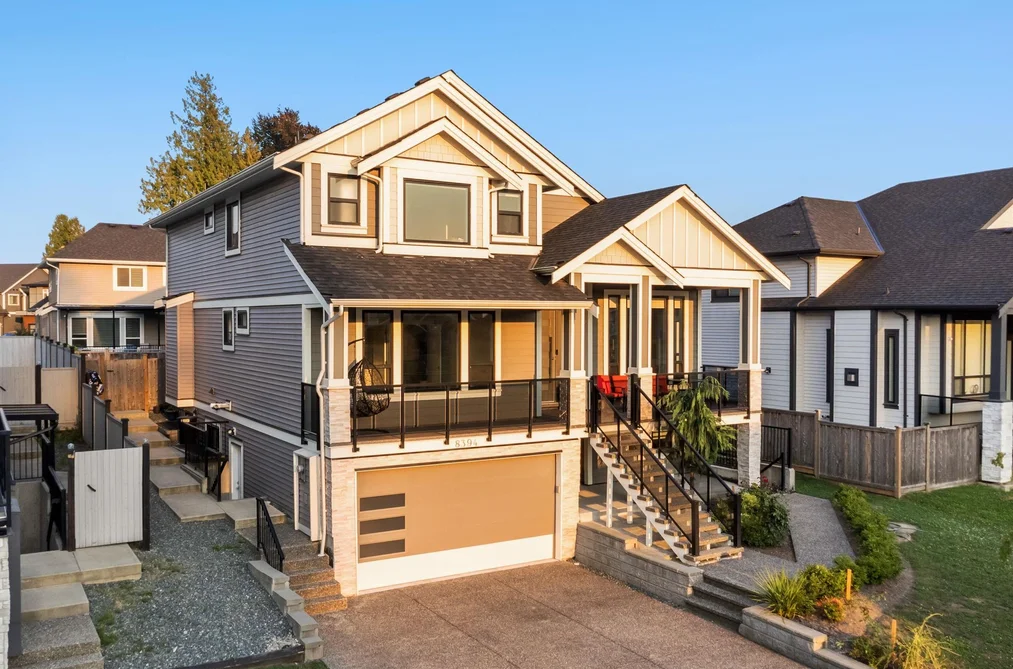 8394 MCTAGGART STREET, Mission BC V2V 0G3, Mission BC — Residential for Sale - Photo 2