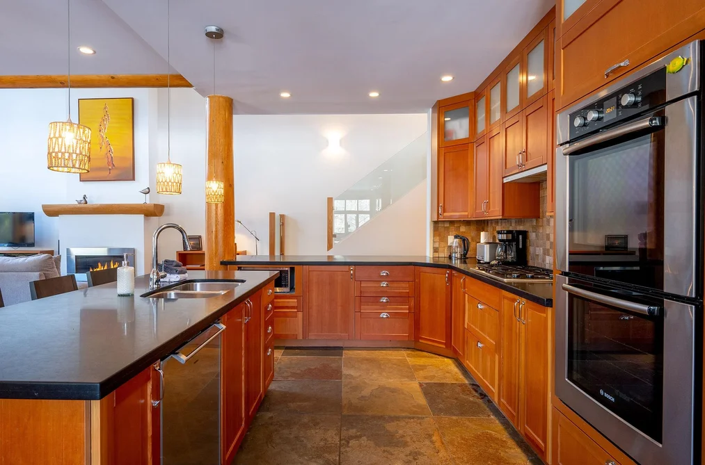 8398 GLEN ABBEY LANE, Whistler BC V8E 1J7, Whistler BC — Residential for Sale - Photo 7