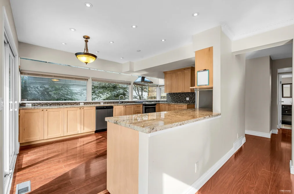 84 LAURIE CRESCENT, West Vancouver BC V7S 1B7, West Vancouver BC — Residential for Sale - Photo 4