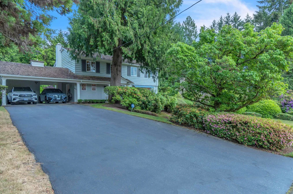 House for sale at 840 Margaree Place West Vancouver British Columbia - MLS: R3133373
