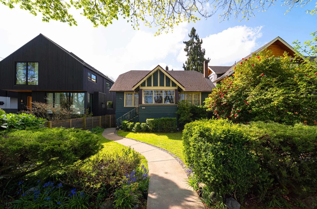 House for sale at 840 W 22nd Avenue Vancouver British Columbia - MLS: R3117398