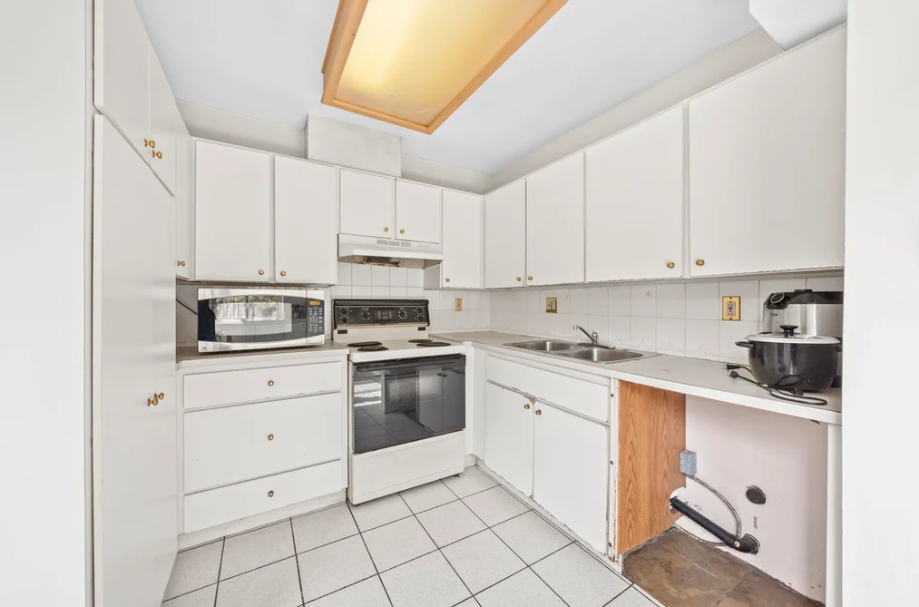 8406 NO. 1 ROAD, Richmond BC V7C 4L5, Richmond BC — Residential for Sale - Photo 6
