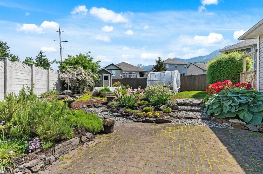 8408 BRADSHAW PLACE, Chilliwack BC V4Z 0A7, Chilliwack BC — Residential for Sale - Photo 2