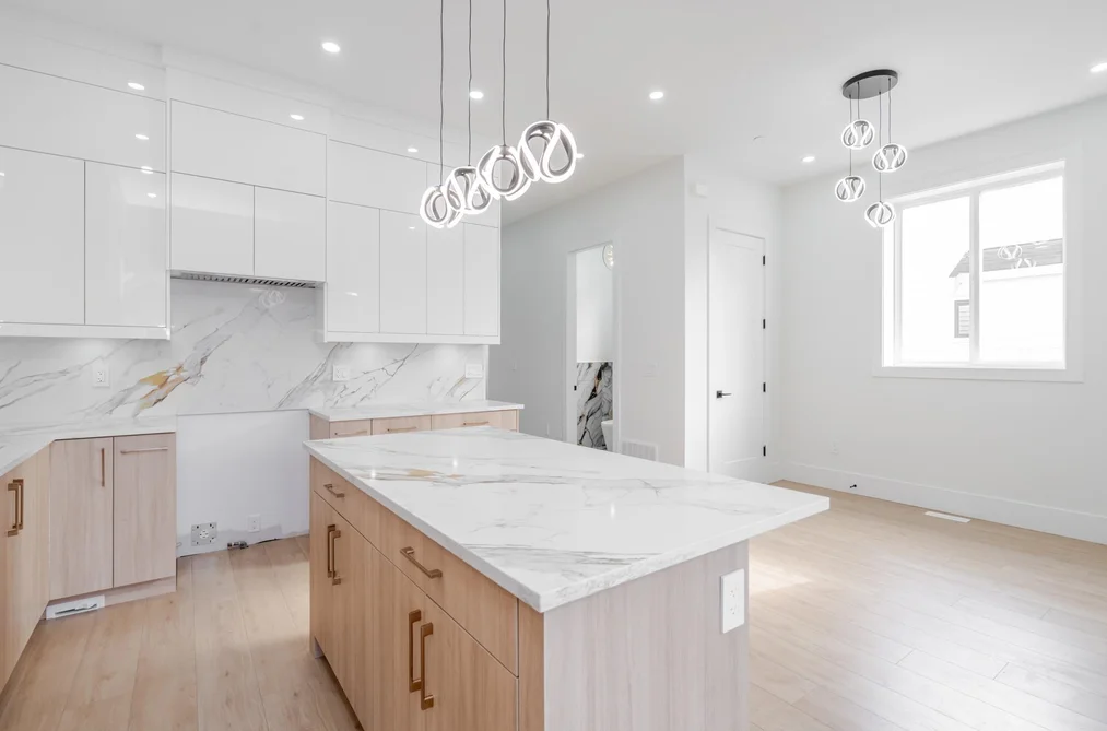 8425 George Street, Mission, BC - Half Duplex for Sale - Photo 8 of 40 8425 George Street, Mission, BC - Half Duplex for Sale - Photo 8 of 40