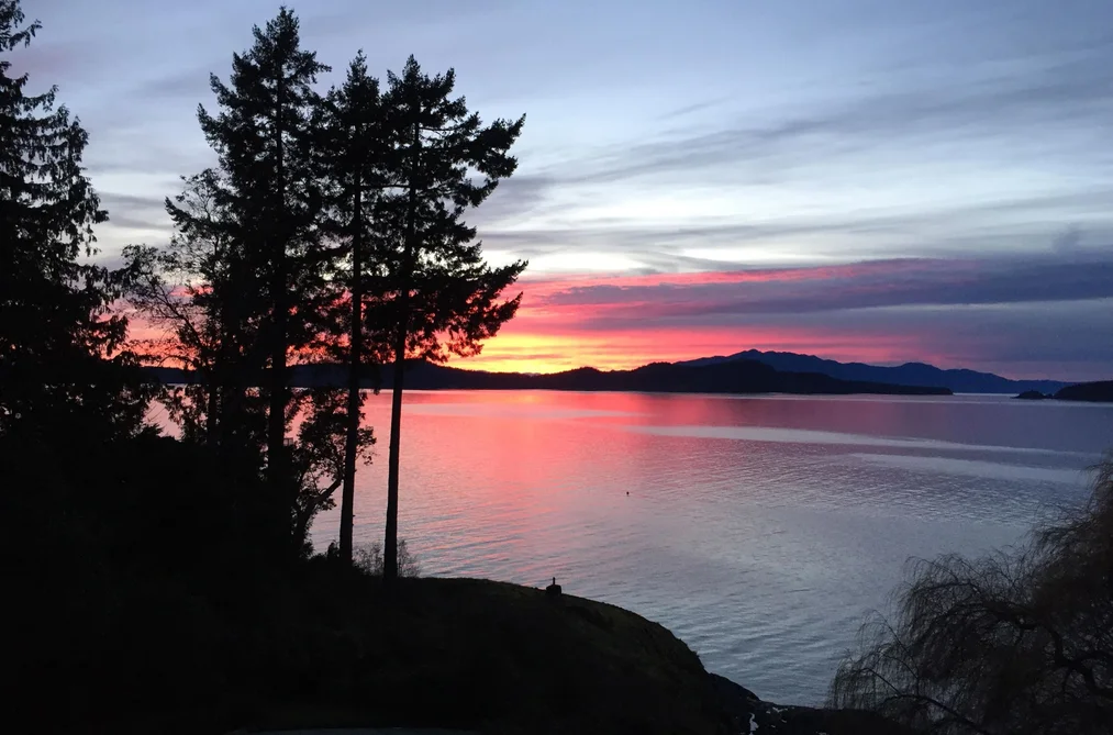 House for sale at 8429 Redrooffs Road Halfmoon Bay British Columbia - MLS: R3098687