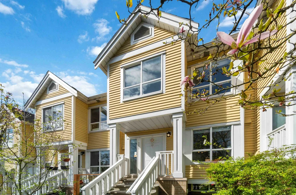 Townhouse for sale at 8433 Jellicoe Street Vancouver British Columbia - MLS: R3148961