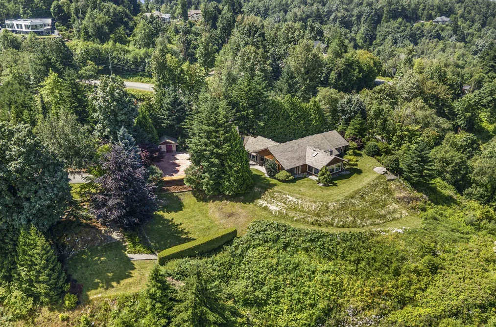 8451 GOOSEBERRY PLACE, Chilliwack BC V2R 4A3, Chilliwack BC — Residential for Sale — Photo 2 of 40