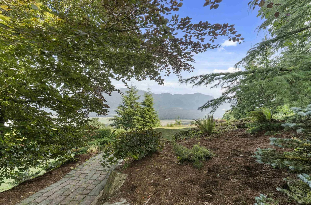 8451 GOOSEBERRY PLACE, Chilliwack BC V2R 4A3, Chilliwack BC — Residential for Sale — Photo 34 of 40