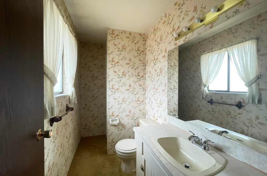 8454 116A Street, Delta, BC - House for Sale - Photo 16 of 25 8454 116A Street, Delta, BC - House for Sale - Photo 16 of 25