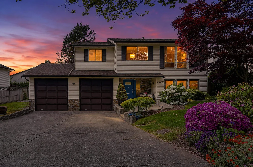 House for sale at 8469 153a Street Surrey British Columbia - MLS: R3121108
