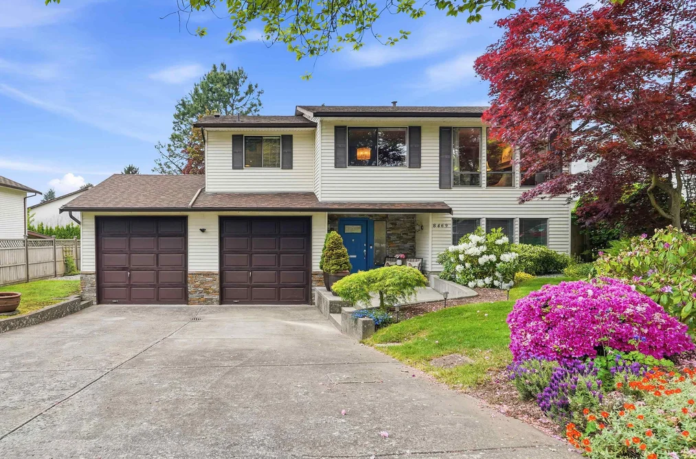 8469 153A STREET, Surrey BC V3S 6J2, Surrey BC — Residential for Sale - Photo 2