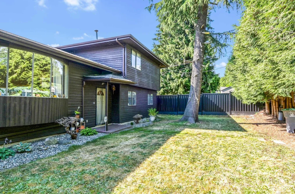 8473 152 STREET, Surrey BC V3S 3M9, Surrey BC — Residential for Sale — Photo 3 of 33