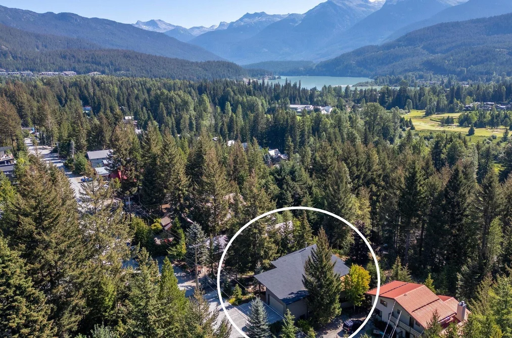 8476 MATTERHORN DRIVE, Whistler BC V8E 0G1, Whistler BC — Residential for Sale - Photo 2