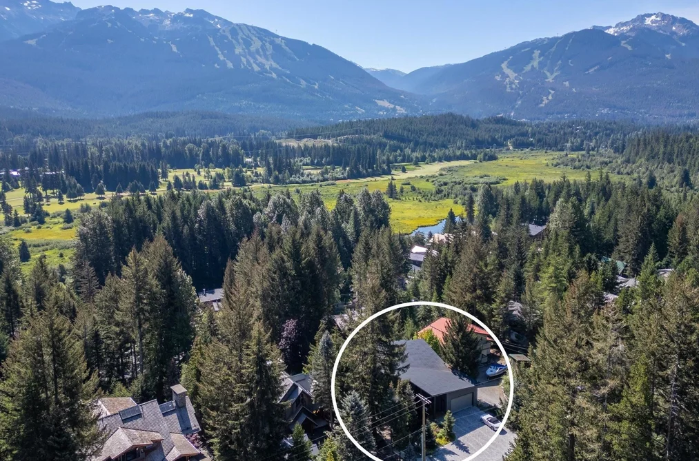 8476 MATTERHORN DRIVE, Whistler BC V8E 0G1, Whistler BC — Residential for Sale - Photo 3