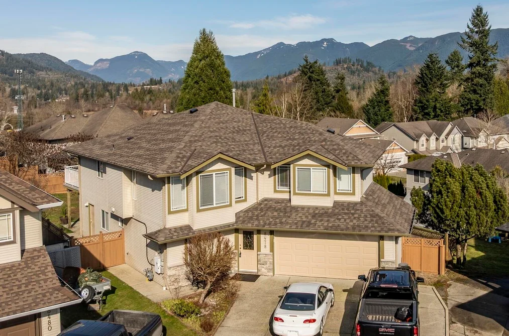8478 DOERKSEN DRIVE, Mission BC V2V 7C4, Mission BC — Residential for Sale - Photo 2