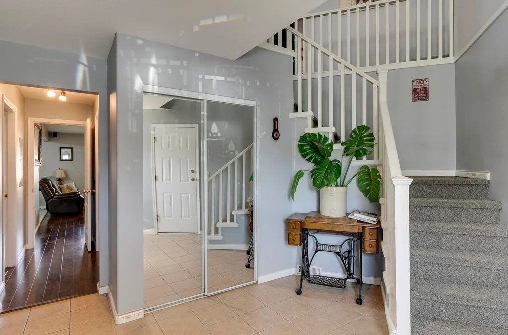 8478 DOERKSEN DRIVE, Mission BC V2V 7C4, Mission BC — Residential for Sale - Photo 4