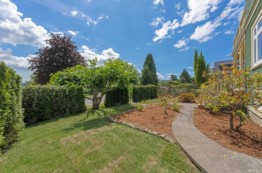 848 E 6TH STREET, North Vancouver BC V7L 1R7, North Vancouver BC — Residential for Sale — Photo 10 of 40