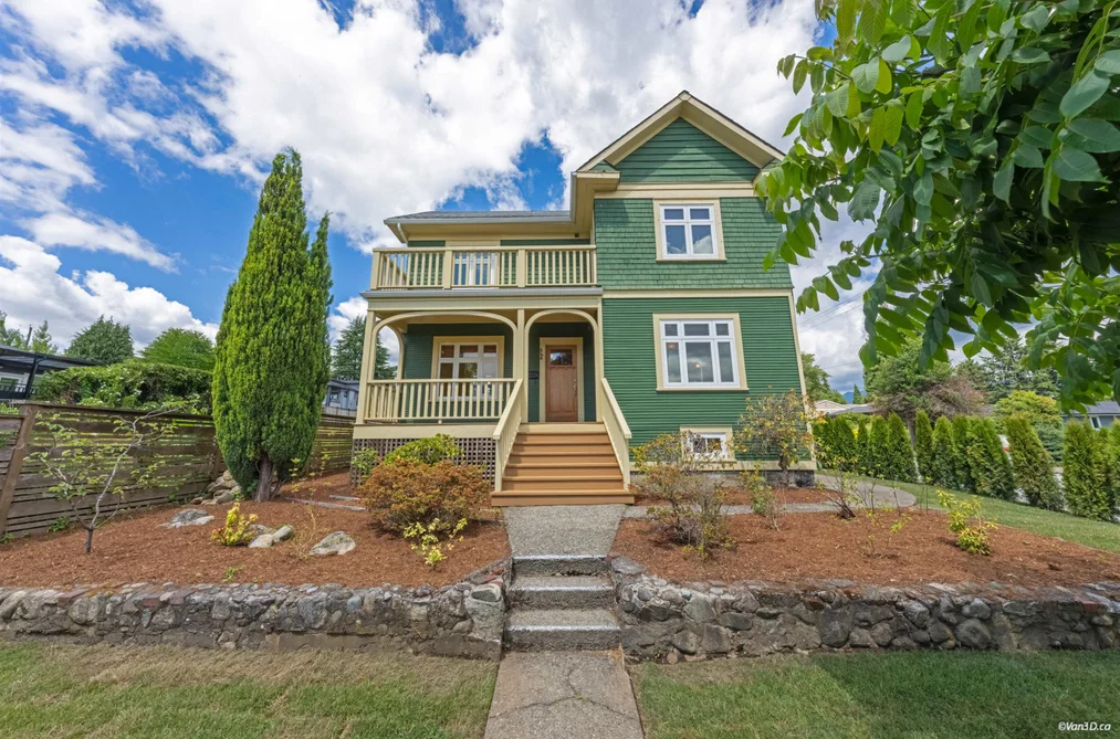 848 E 6TH STREET, North Vancouver BC V7L 1R7, North Vancouver BC — Residential for Sale - Photo 2