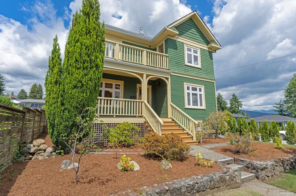 848 E 6TH STREET, North Vancouver BC V7L 1R7, North Vancouver BC — Residential for Sale — Photo 3 of 40