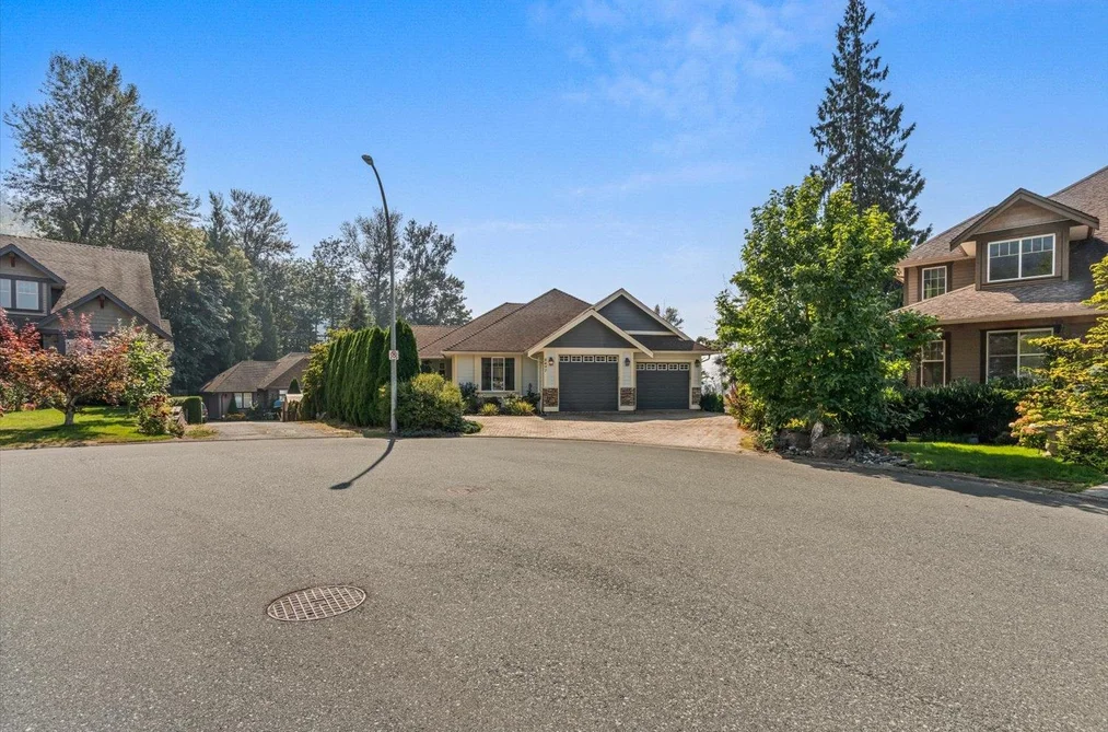House for sale at 8497 Bradshaw Place Chilliwack British Columbia - MLS: R3158649