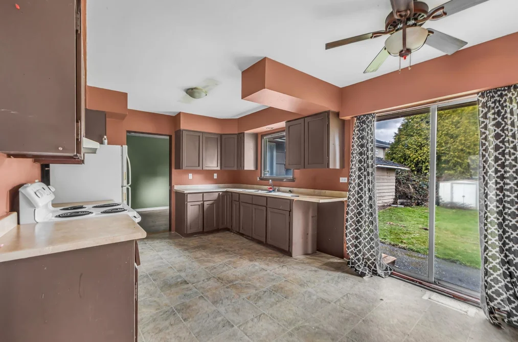 8498 N 122 STREET, Surrey BC V3W 3T1, Surrey BC — Residential for Sale - Photo 7