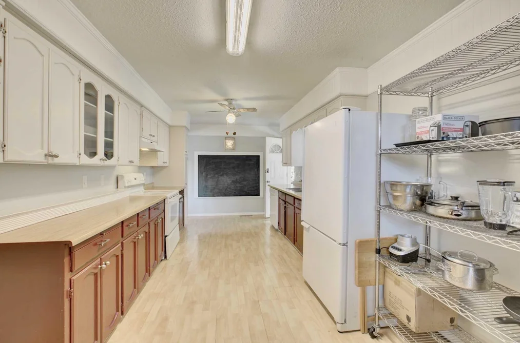 8505 HOWARD CRESCENT, Chilliwack BC V2P 5R5, Chilliwack BC — Residential for Sale - Photo 7