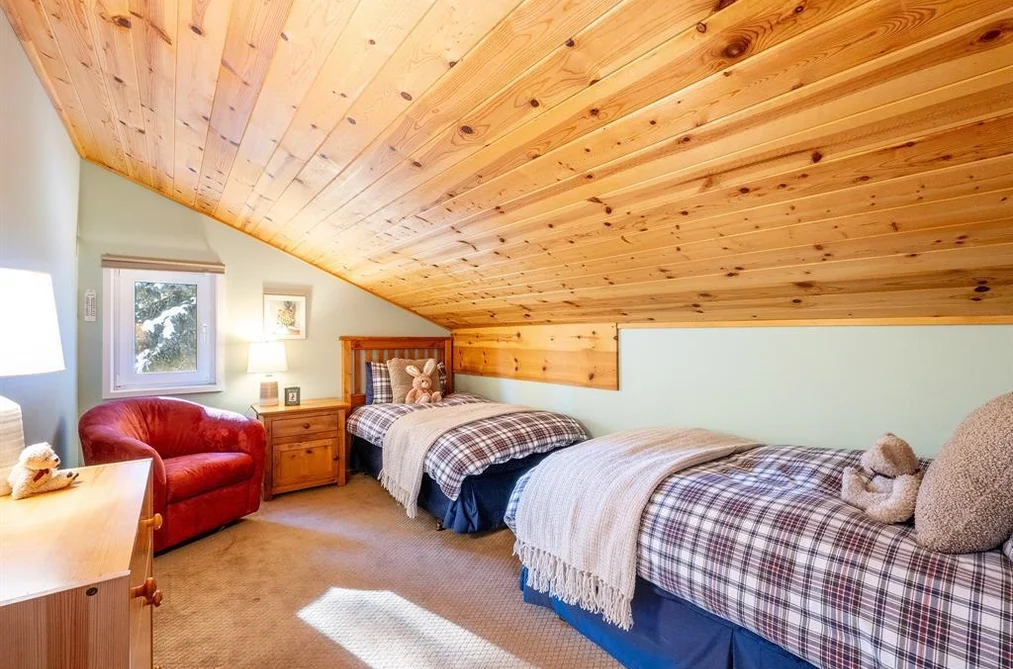 8512 DRIFTER WAY, Whistler BC V8E 0G2, Whistler BC — Residential for Sale — Photo 16 of 31