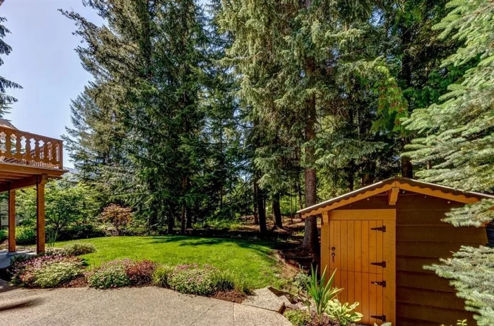 8512 DRIFTER WAY, Whistler BC V8E 0G2, Whistler BC — Residential for Sale — Photo 26 of 31
