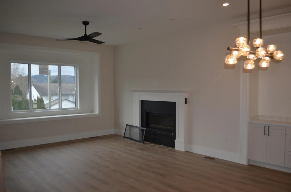 8512 NOTTMAN STREET, Mission BC V2V 3W4, Mission BC — Residential for Sale - Photo 3