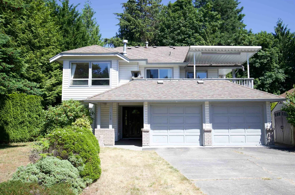 House for sale at 852 Tralee Place Gibsons British Columbia - MLS: R3138475