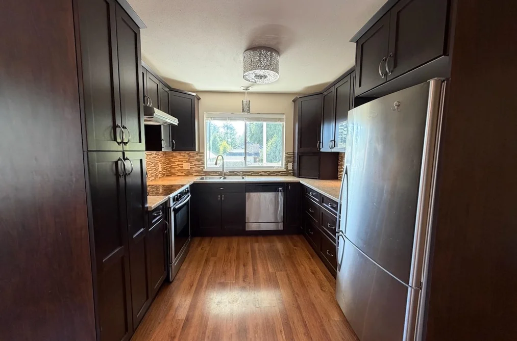 852 TRALEE PLACE, Gibsons BC V0N 1V7, Gibsons BC — Residential for Sale — Photo 8 of 40