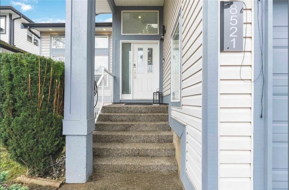 8521 168 ST STREET, Surrey BC V4N 5A6, Surrey BC — Residential for Sale - Photo 2