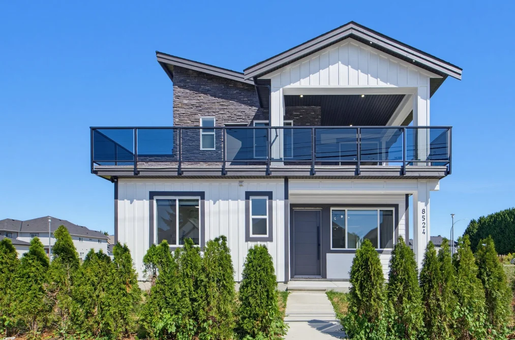 House for sale at 8524 Cedar Street Mission British Columbia - MLS: R3157229
