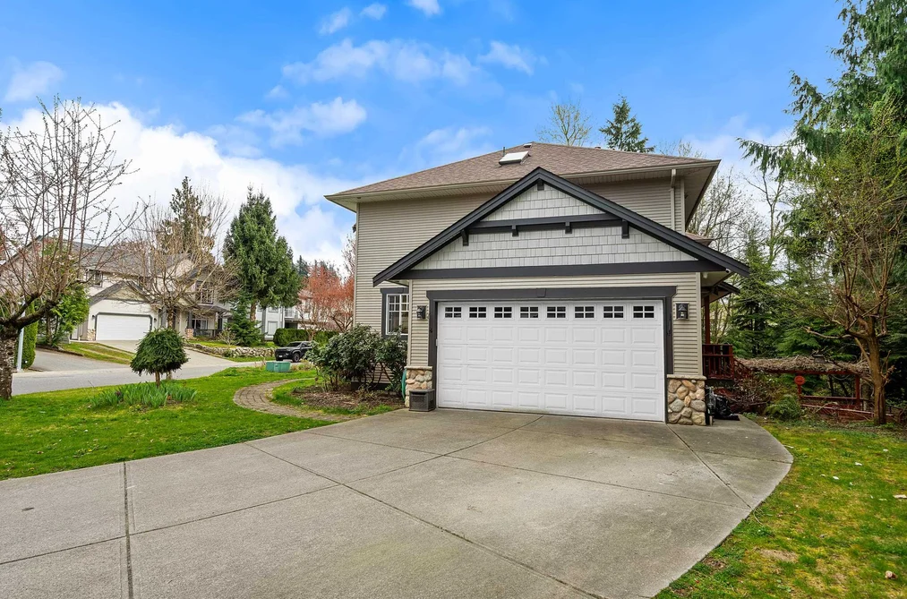 8525 DOERKSEN DRIVE, Mission BC V2V 7C4, Mission BC — Residential for Sale - Photo 3