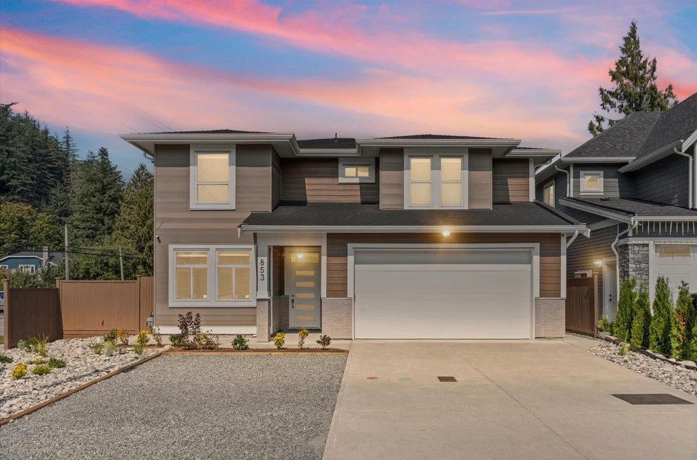 House for sale at 853 Willow Place Harrison Hot Springs British Columbia - MLS: R3154070