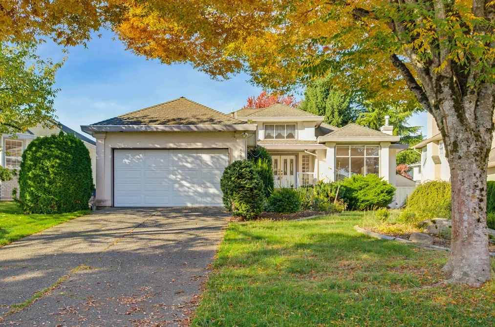 8537 166 St, Surrey, BC - MLS: R3178052