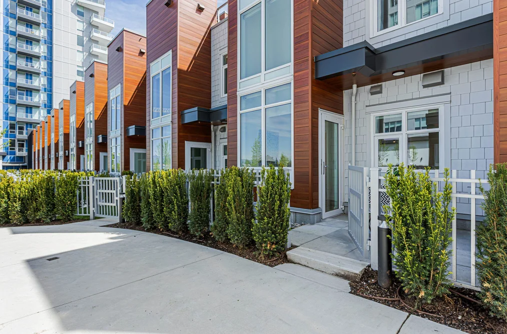 8539 201 STREET, Langley BC V2Y 3Y5, Langley BC — Residential for Sale - Photo 2