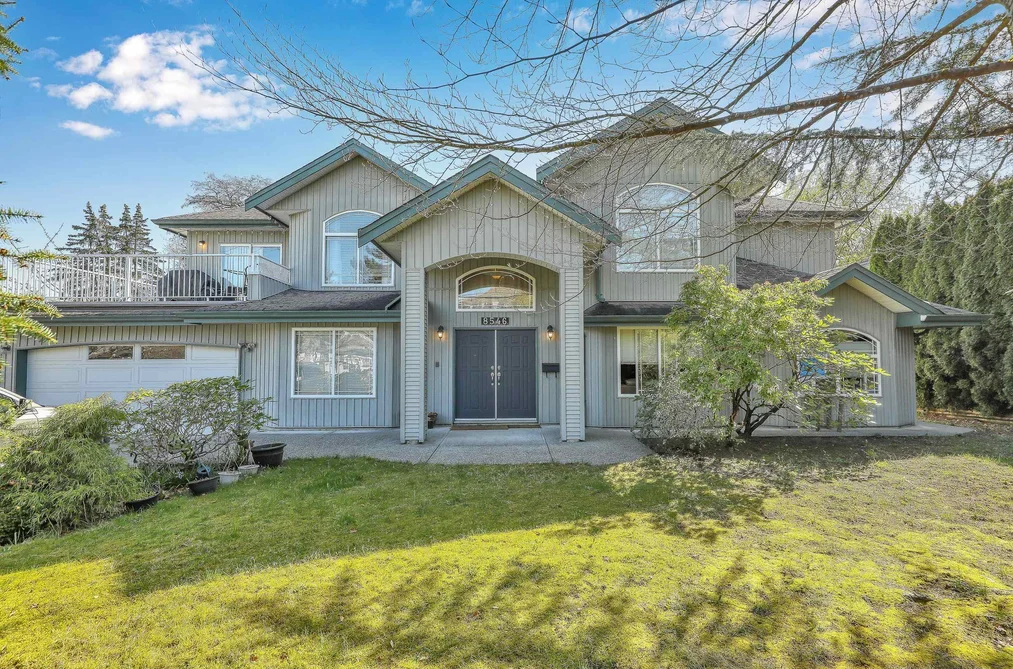 House for sale at 8546 164 Street Surrey British Columbia - MLS: R3111025