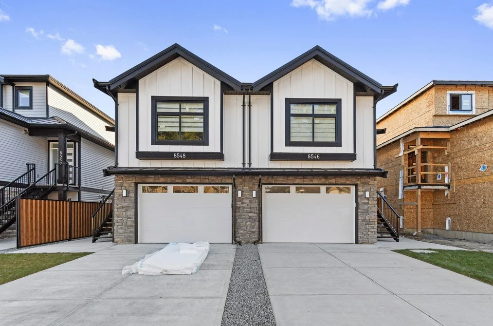 Half Duplex for sale at 8548 Dunbar Way Mission British Columbia - MLS: R3121104