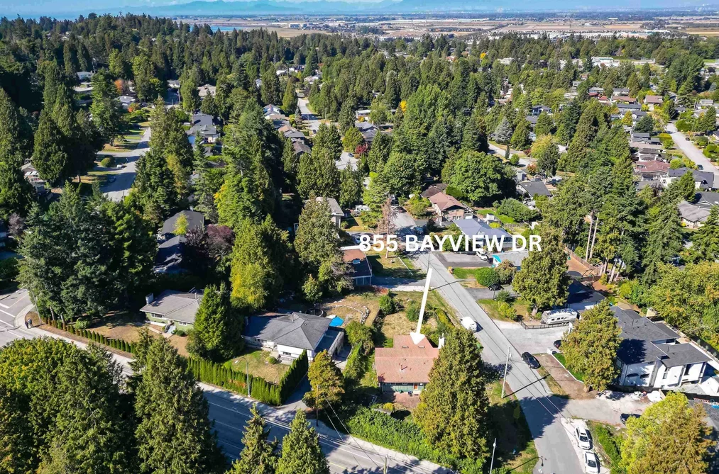 855 BAYVIEW DRIVE, Delta BC V4M 2R5, Delta BC — Residential for Sale — Photo 2 of 36