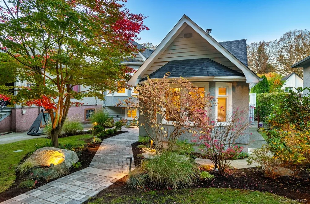 House for sale at 855 E 22nd Avenue Vancouver British Columbia - MLS: R3117438