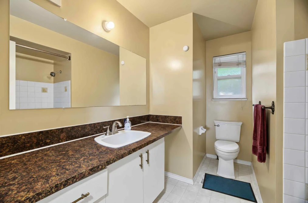 8553 116B Street, Delta, BC - House for Sale - Photo 14 of 37