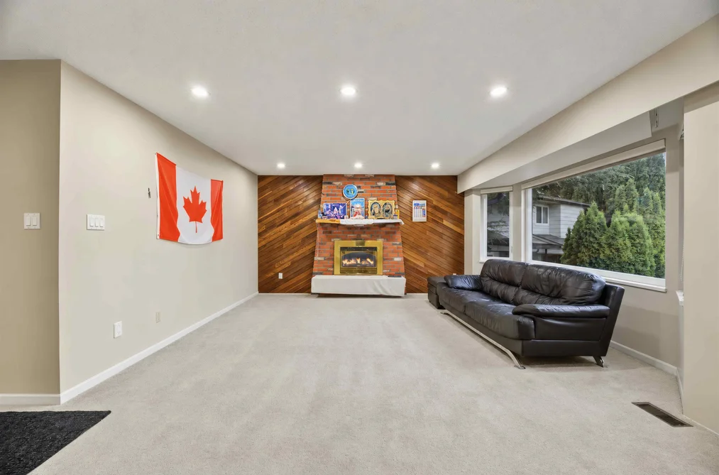 8553 116B Street, Delta, BC - House for Sale - Photo 3 of 37