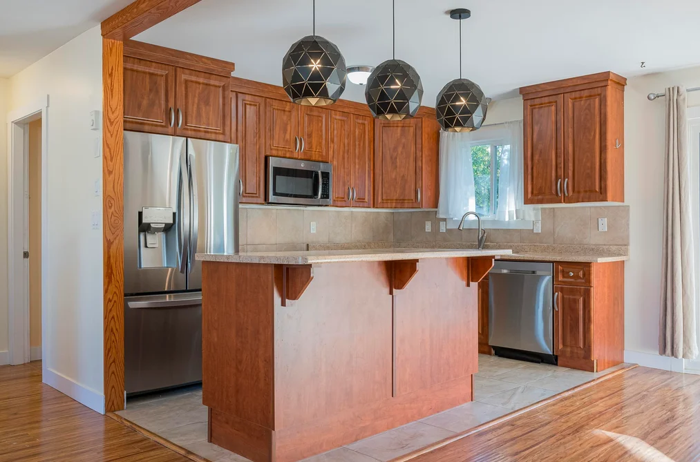 Avenue 8558 MCCUTCHEON AVENUE, Chilliwack BC V2P 7K7, Chilliwack BC — Residential for Sale - Photo 3